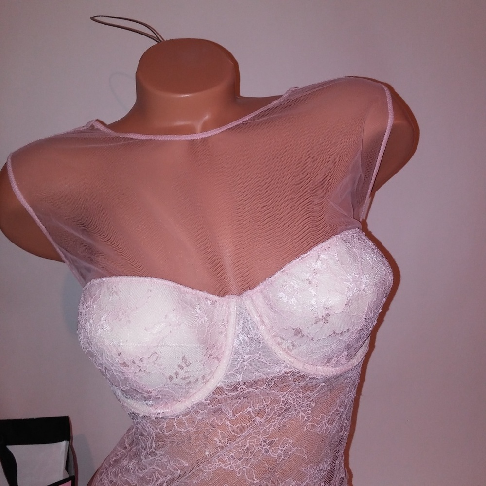 Victoria Secret Lingerie - Picture 3 of 8